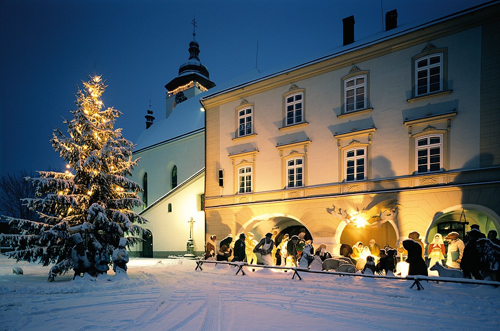 4_NM_nam_zimni_jesle_kopie-656-1100-800-100-c